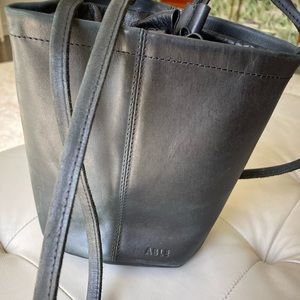 Only worn 3/4 Times!! Able Desta Bucket Bag